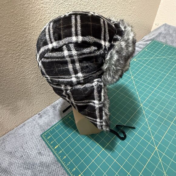 Trapper hat faux fur plaid one size - Picture 11 of 15